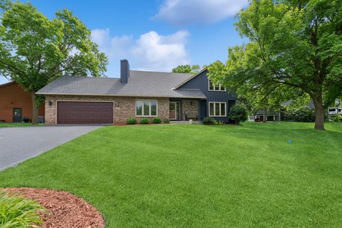 3720 Ximines Ln N, Plymouth, MN, 55441-1498 | Card Image