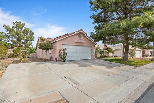 4628 Carmar Dr, Las Vegas, NV, 89122-7589 | Card Image