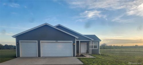 1431 4th Ave, Deer Trail, CO, 80105 | Card Image