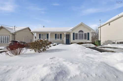 62 Bucheron Cres, Middle Sackville, NS, B4E3H1 | Card Image