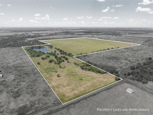 682 W Somers Ln, Axtell, TX, 76624 | Card Image