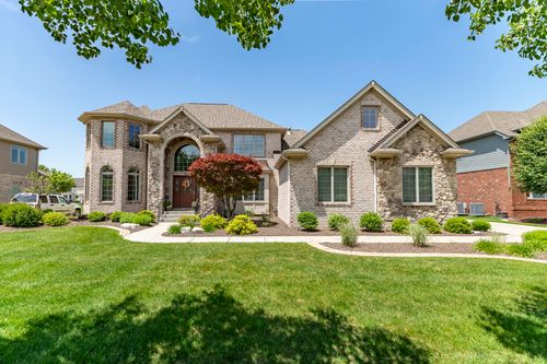 930 Stonebridge Dr, Schererville, IN, 46375 | Card Image