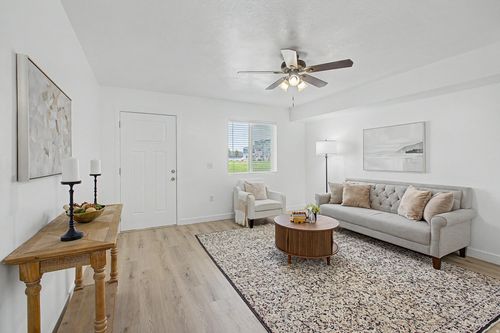 201 E 630 N, Vineyard, UT, 84059-6520 | Card Image