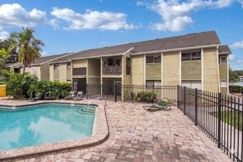 f-912 Lake Destiny Rd, Altamonte Springs, FL, 32714-6930 | Card Image