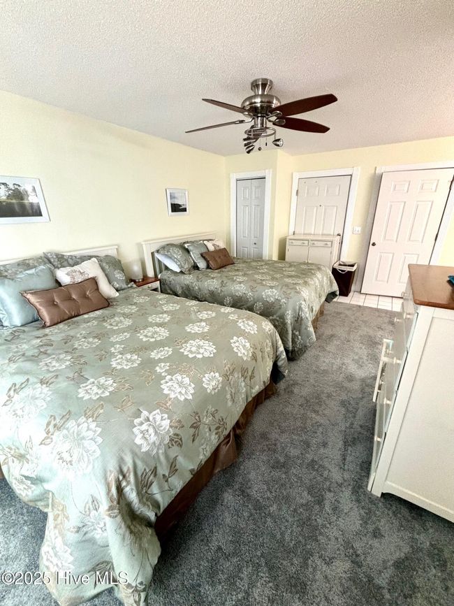 2nd Bedroom w/ 2 Queens | Image 14