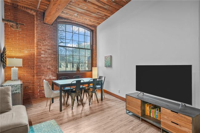 APT-211 - 555 S Water St, Condo with 2 bedrooms, 2 bathrooms and 3 parking in Providence RI | Image 17