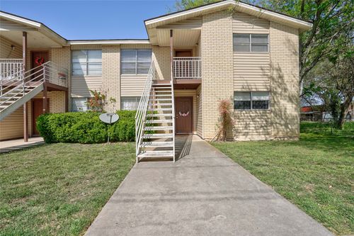 714 Old Martindale Road, San Marcos, TX, 78666 | Card Image