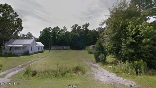 304 Neals Creek Rd, Bayboro, NC, 28515-9439 | Card Image