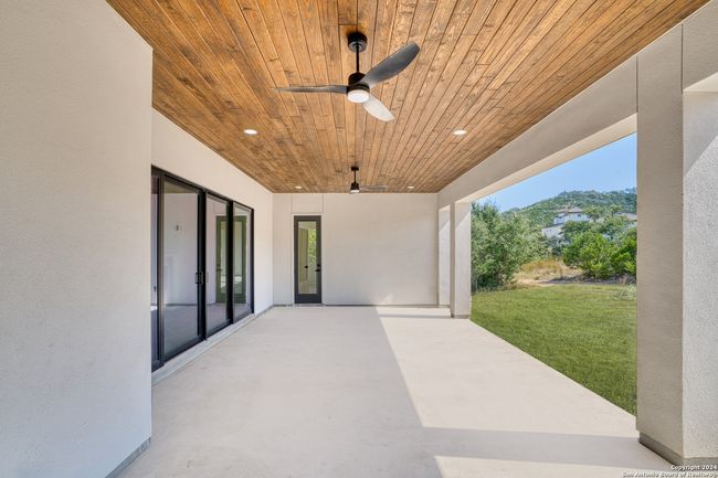 11010 Nina Rdg, House other with 4 bedrooms, 3 bathrooms and null parking in San Antonio TX | Image 34