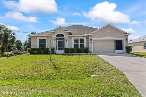 360 Farmington Street, PALM BAY, FL, 32908 | Card Image