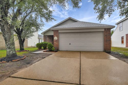 12319 Chute Forest Dr, Houston, TX, 77014-2913 | Card Image