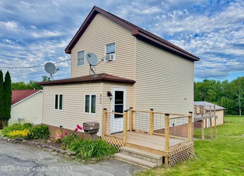 608 1st St, Richmondale, PA, 18421-9610 | Card Image
