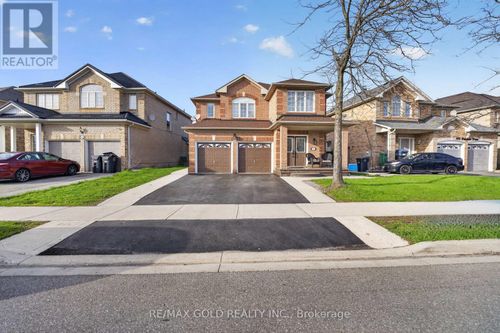 151 Brisdale Drive, Brampton (Fletcher's Meadow), ON, L7A2Y8 | Card Image
