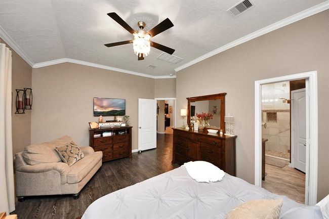 Primary with Primary bath entry | Image 8