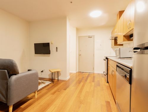 205-440 Richards St, Vancouver, BC, V6B2Z3 | Card Image