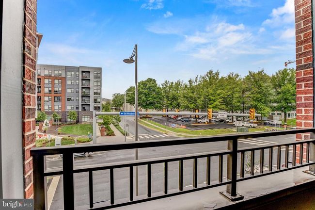 APT-209 - 1761 Old Meadow Rd, Condo with 2 bedrooms, 2 bathrooms and null parking in MCLEAN VA | Image 24