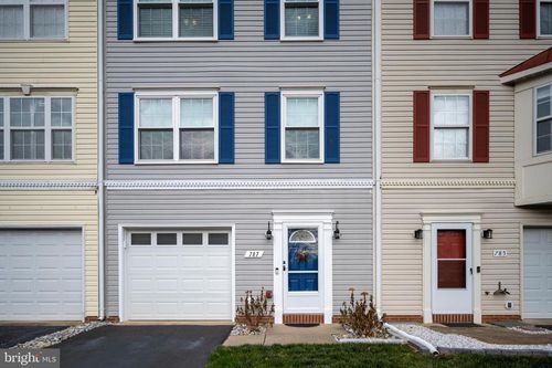 787 General Wallace Ct, WARRENTON, VA, 20186-2109 | Card Image