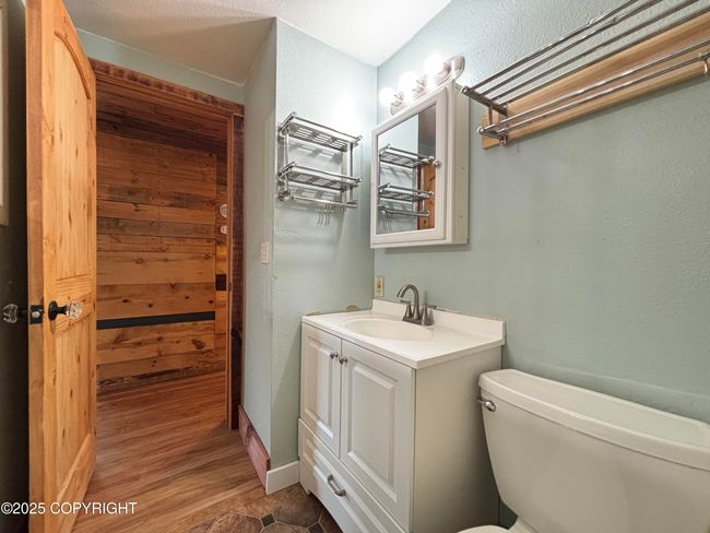 Bathroom | Image 17