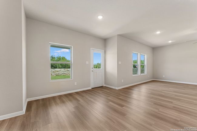 8514 Smithers Ave, House other with 3 bedrooms, 2 bathrooms and null parking in San Antonio TX | Image 9