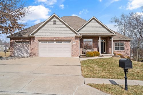 2517 Saint Regis Ct, COLUMBIA, MO, 65203-8445 | Card Image