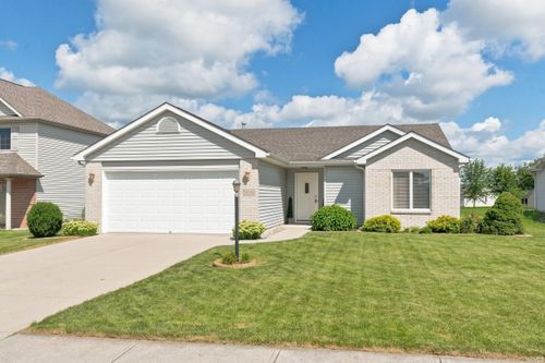 3216 Troutwood Dr, Fort Wayne, IN, 46818-8791 | Card Image