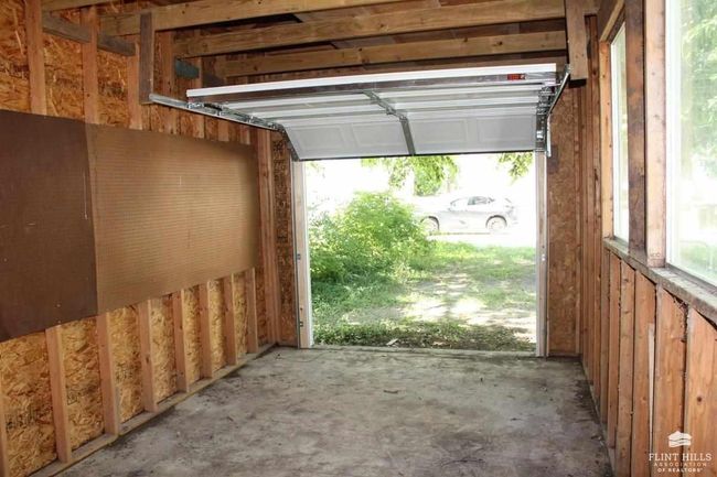 918 Bertrand St, House other with 4 bedrooms, 2 bathrooms and null parking in Manhattan KS | Image 26