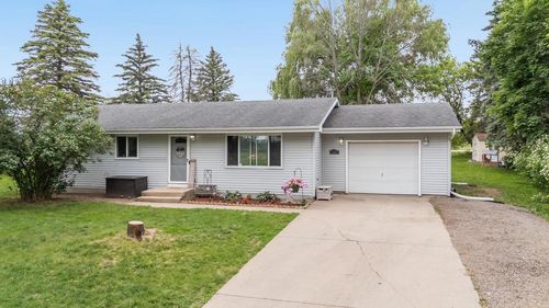 408 Wittlin Drive, Black Creek, WI, 54106 | Card Image