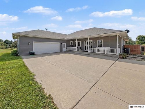 9929 Springlake North Ln, Firth, NE, 68358-7513 | Card Image