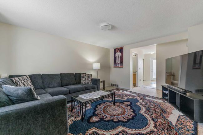 2105 - 111 Tarawood Lane Ne, Home with 3 bedrooms, 1 bathrooms and 1 parking in Calgary AB | Image 8