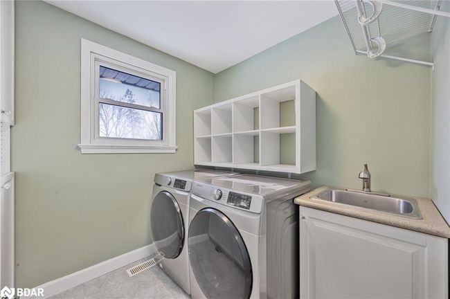 239 Warnica Rd, House other with 5 bedrooms, 2 bathrooms and 6 parking in Barrie ON | Image 12