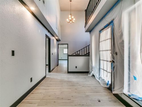 6208 W Gun Hill Way, Warr Acres, OK, 73132-6438 | Card Image