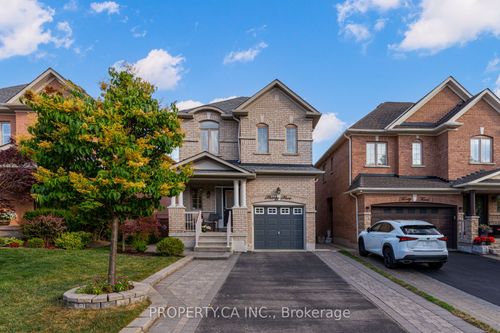 35 Canyon Gate Cres, Maple, ON, L6A0B4 | Card Image