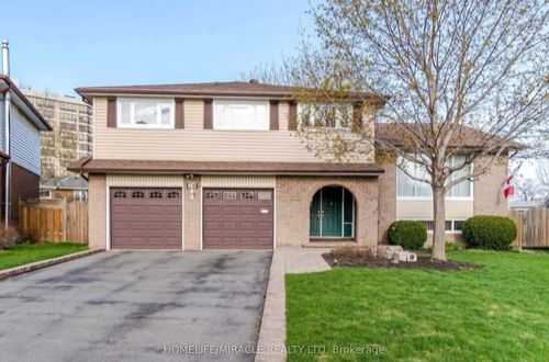 28 Grand Circuit Crt, Brampton, ON, L6Y1A4 | Card Image