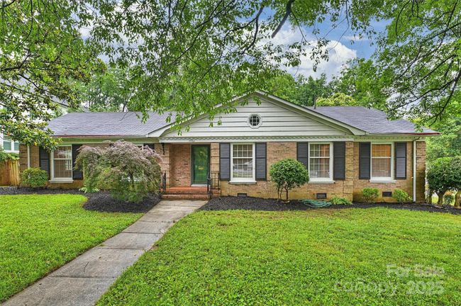 1961 Runnymede Ln, House other with 3 bedrooms, 2 bathrooms and null parking in Charlotte NC | Image 39