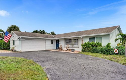 7735 Edgewater Dr, Lake Clarke Shores, FL, 33406-8719 | Card Image