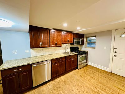 G - 3041 W Belle Plaine Avenue, Condo with 2 bedrooms, 1 bathrooms and null parking in CHICAGO IL | Image 2