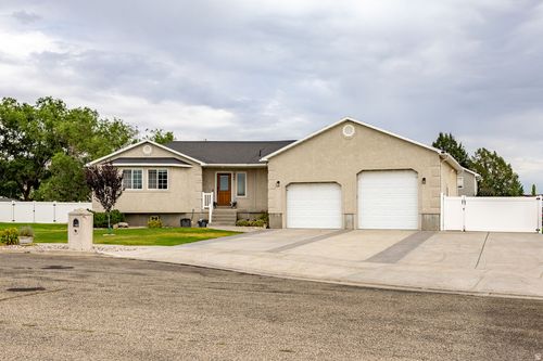 980 520, Tremonton, UT, 84337-2414 | Card Image