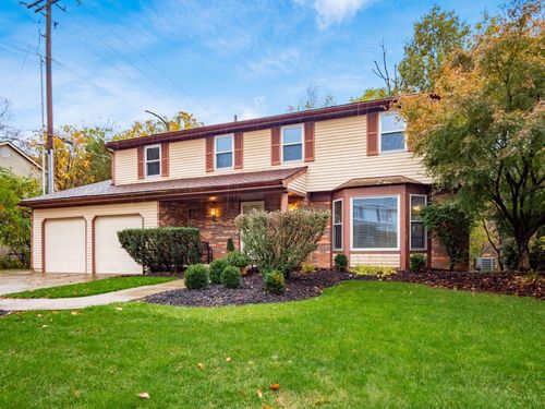 8219 Priestley Dr, Reynoldsburg, OH, 43068-1323 | Card Image