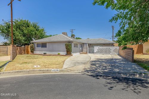 44078 Cedar Ave, Lancaster, CA, 93534-4423 | Card Image