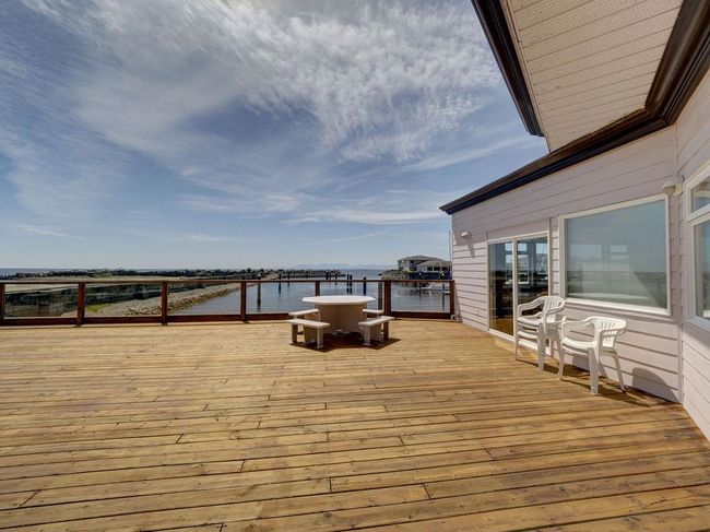 206 - 1585 Field Rd, Townhouse with 3 bedrooms, 2 bathrooms and 2 parking in Sechelt BC | Image 36