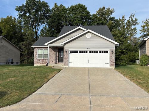 307 Touchdown Dr, Foristell, MO, 63348-2649 | Card Image
