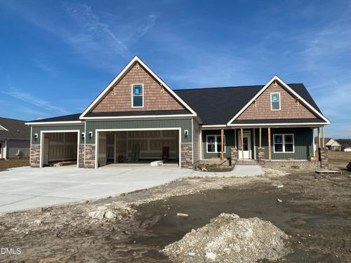 205 Rae Dr, Pikeville, NC, 27863-4703 | Card Image