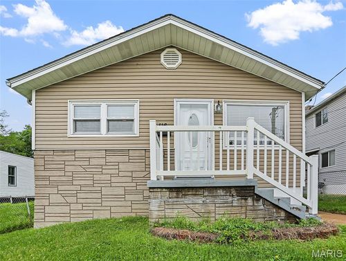 116 Horn Ave, Saint Louis, MO, 63125-1527 | Card Image