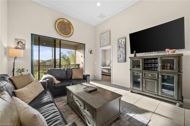 202 - 9366 Pocida Ct, Condo with 2 bedrooms, 2 bathrooms and 1 parking in Naples FL | Image 7