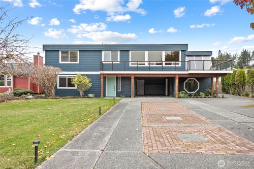 5606 Kingsway, Anacortes, WA, 98221-2930 | Card Image