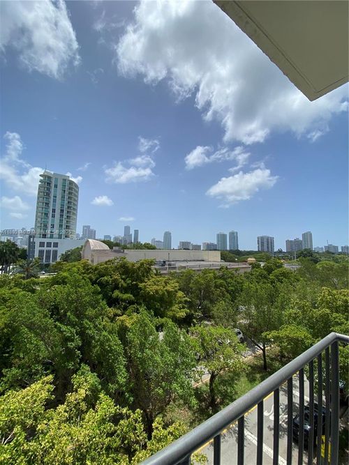 apt-403-2701 Sw 3rd Ave, Miami, FL, 33129-2349 | Card Image