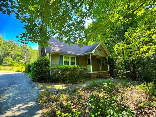 213 Anthony Rd, Pickens, SC, 29671-9774 | Card Image