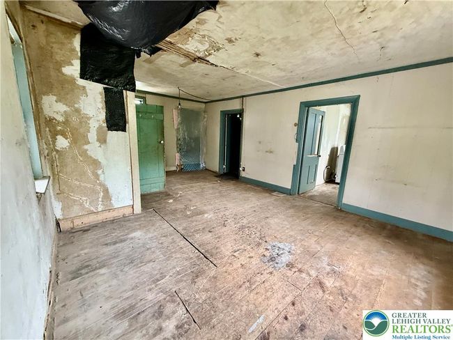 5519 Lower Mud Run Rd, House other with 4 bedrooms, 1 bathrooms and null parking in EASTON PA | Image 8