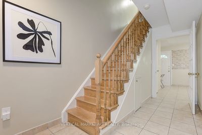 32 - 4991 Rathkeale Rd, Condo with 3 bedrooms, 2 bathrooms and 2 parking in Mississauga ON | Image 3