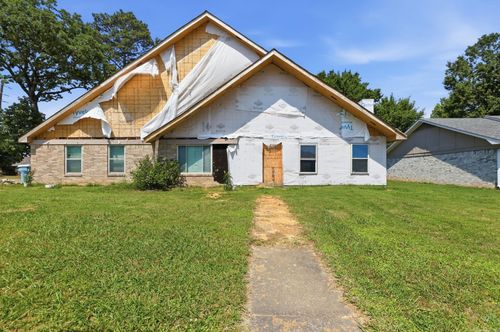 6018 Timberside Rd, Little Rock, AR, 72204-8558 | Card Image